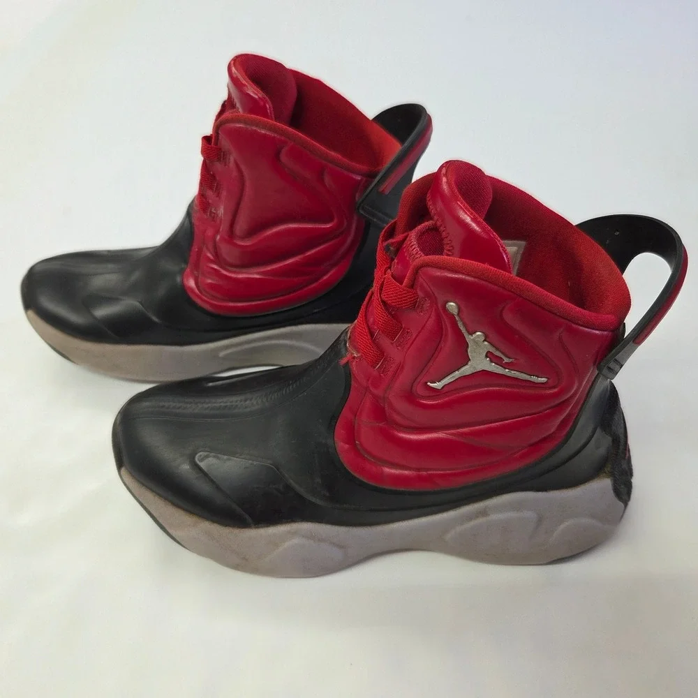 Jordan‎ Drip 23 Rain Boots Kids Size 2Y Black Red Waterproof CT5798-006 Jumpman